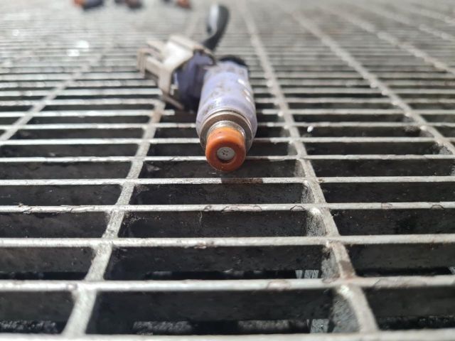 bontott SUZUKI JIMNY Porlasztó (1 db)