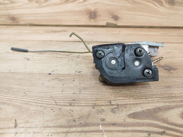 bontott SUZUKI JIMNY Bal első Ajtózár