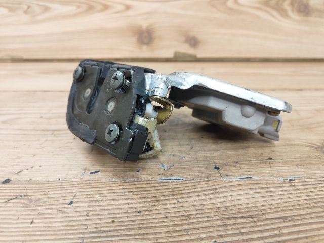 bontott SUZUKI JIMNY Bal első Ajtózár