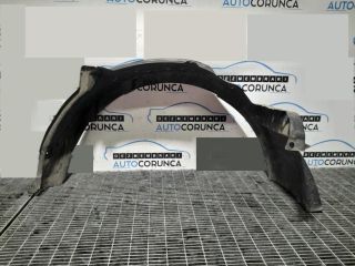 bontott SUZUKI JIMNY Bal első Dobbetét (Kerékjárati, Műanyag)