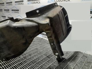 bontott SUZUKI JIMNY Bal első Dobbetét (Kerékjárati, Műanyag)