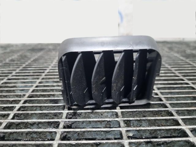 bontott SUZUKI JIMNY Bal Szellőző