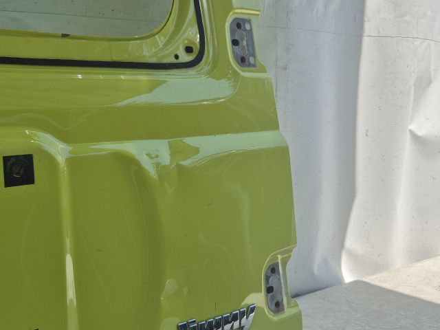 bontott SUZUKI JIMNY Csomagtérajtó (Üres lemez)