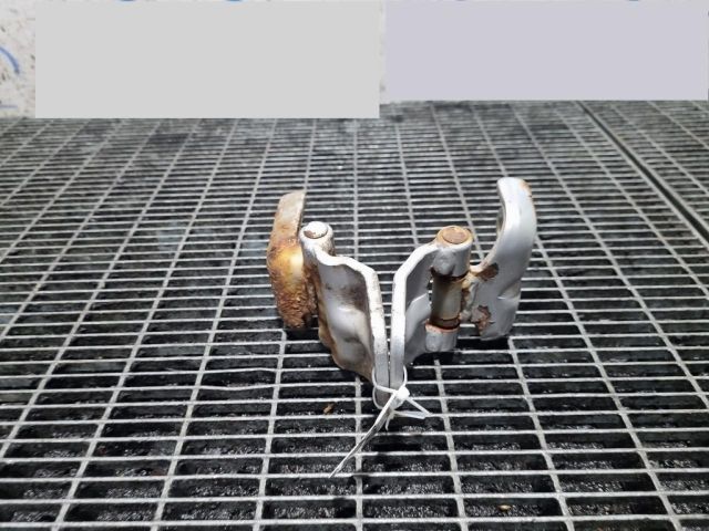 bontott SUZUKI JIMNY Csomagtérajtó Zsanér