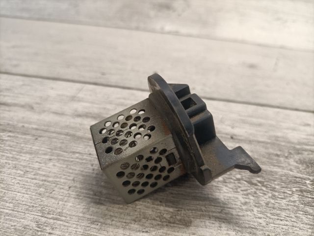 bontott SUZUKI JIMNY Előtét Ellenállás Fűtőmotor