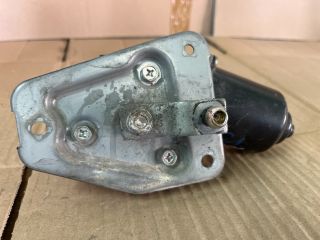 bontott SUZUKI JIMNY Első Ablaktörlő Motor