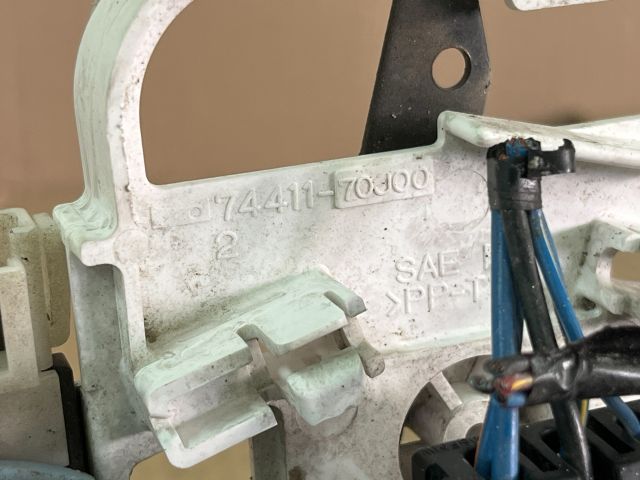 bontott SUZUKI JIMNY Fűtéskapcsoló