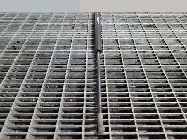 bontott SUZUKI JIMNY Gázrugós Kitámasztó Teleszkóp Csomagtérajtó (Pozíciófüggetlen)