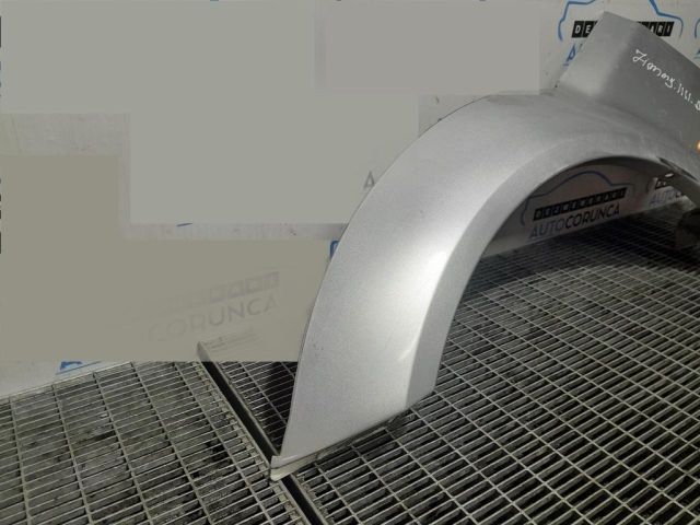 bontott SUZUKI JIMNY Jobb hátsó Sárvédő Díszléc