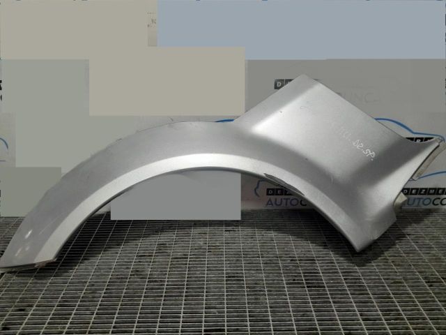 bontott SUZUKI JIMNY Jobb hátsó Sárvédő Díszléc