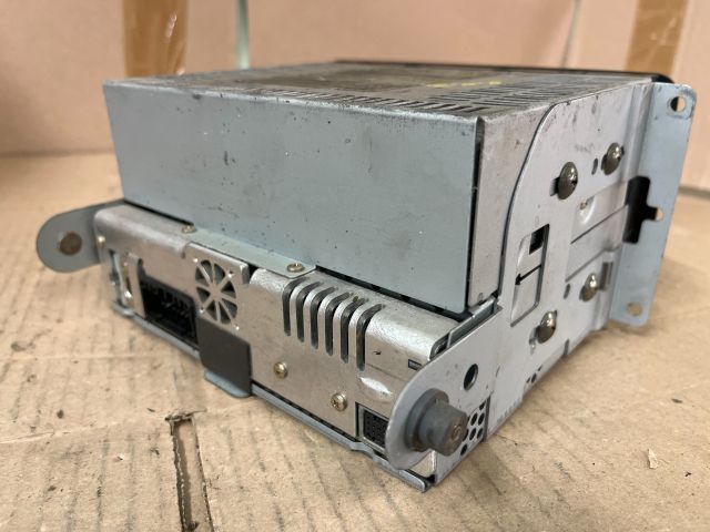 bontott SUZUKI JIMNY Rádió / CD