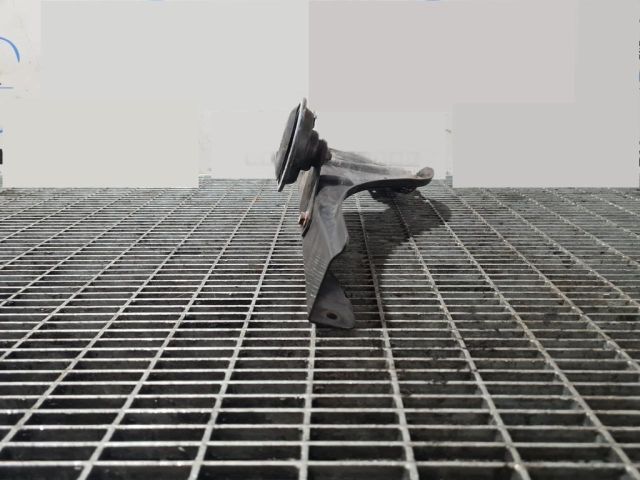 bontott SUZUKI JIMNY Tartó Bak