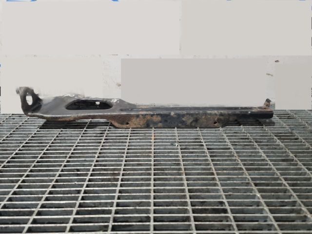 bontott SUZUKI JIMNY Tartó Bak