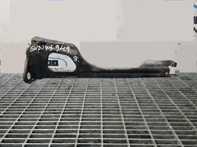 bontott SUZUKI JIMNY Tartó Bak