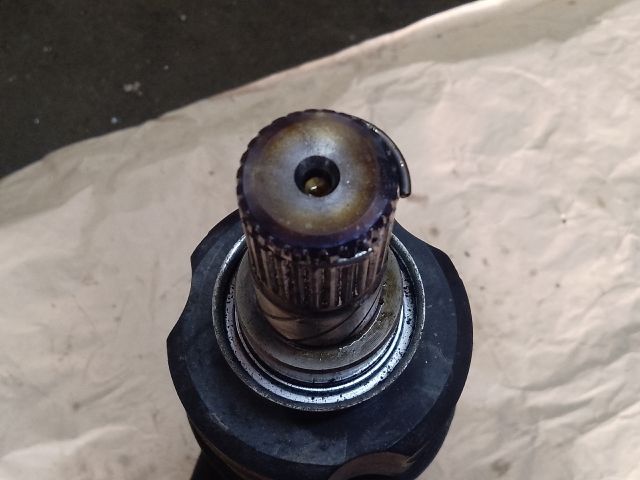 bontott SUZUKI KIZASHI Bal Féltengely