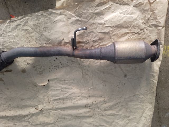 bontott SUZUKI KIZASHI Katalizátor