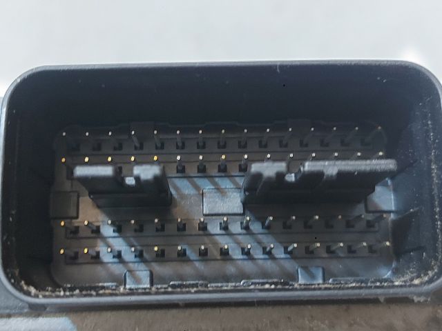 bontott SUZUKI KIZASHI Motorvezérlő