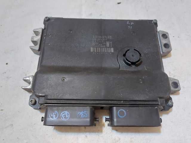 bontott SUZUKI KIZASHI Motorvezérlő