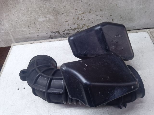 bontott SUZUKI KIZASHI Rezonátor