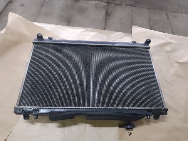 bontott SUZUKI KIZASHI Vízhűtő Radiátor (Klímás)