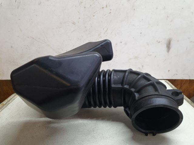 bontott SUZUKI KIZASHI Légbeömlő Cső