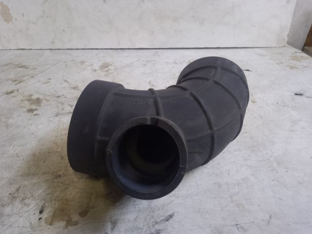 bontott SUZUKI KIZASHI Légbeömlő Cső