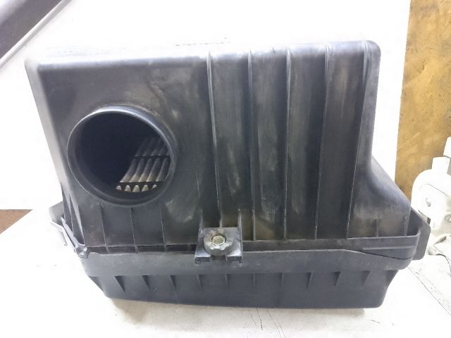 bontott SUZUKI KIZASHI Légszűrő Ház