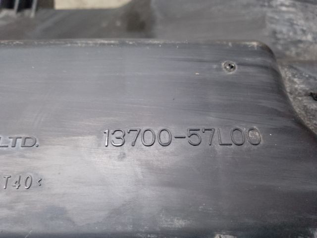 bontott SUZUKI KIZASHI Légszűrő Ház