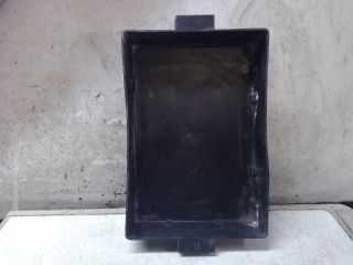 bontott SUZUKI KIZASHI Akkumulátor Tartó