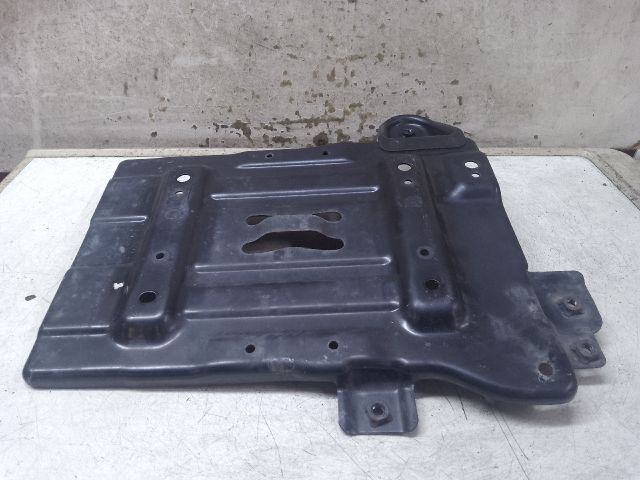 bontott SUZUKI KIZASHI Akkumulátor Tartó