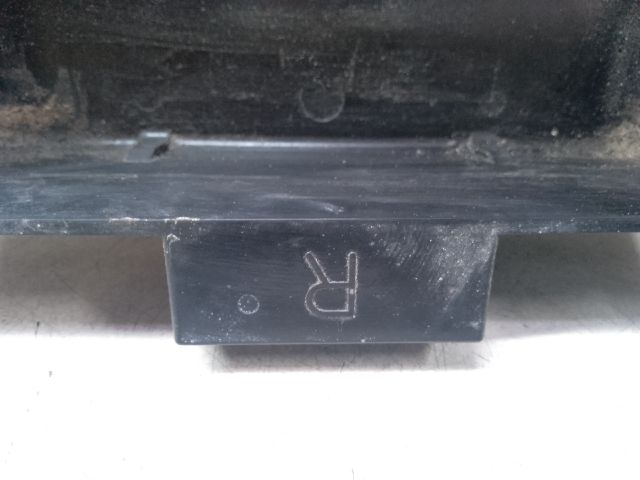 bontott SUZUKI KIZASHI Akkumulátor Tartó