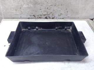 bontott SUZUKI KIZASHI Akkumulátor Tartó