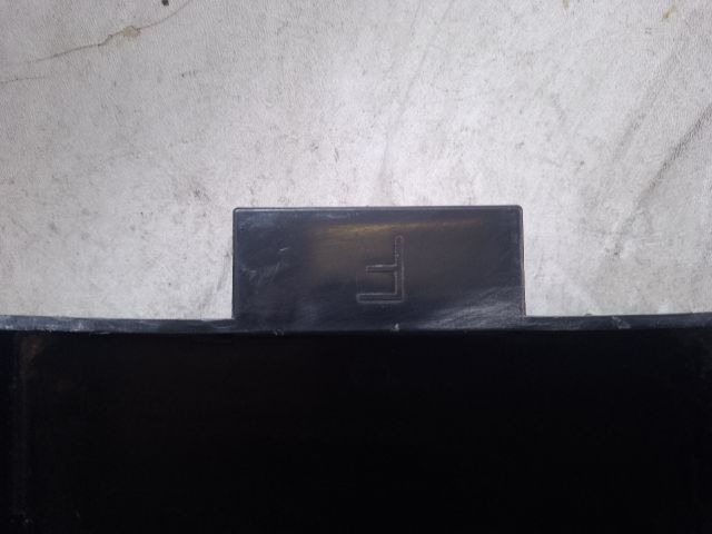 bontott SUZUKI KIZASHI Akkumulátor Tartó