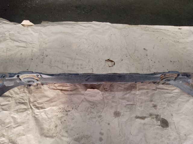 bontott SUZUKI KIZASHI Alsó Kereszttartó