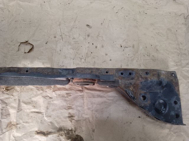 bontott SUZUKI KIZASHI Alsó Kereszttartó