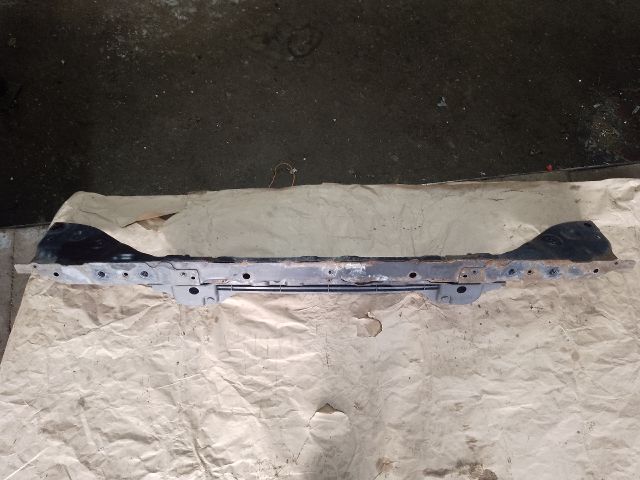 bontott SUZUKI KIZASHI Alsó Kereszttartó