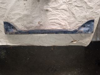 bontott SUZUKI KIZASHI Alsó Kereszttartó