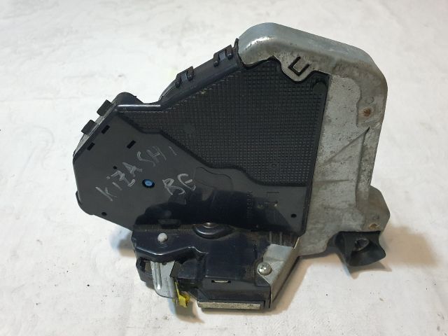 bontott SUZUKI KIZASHI Bal első Ajtózár