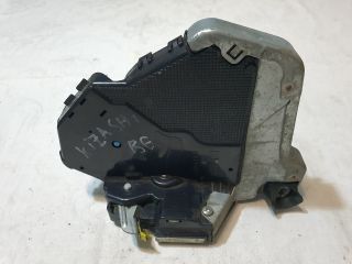 bontott SUZUKI KIZASHI Bal első Ajtózár