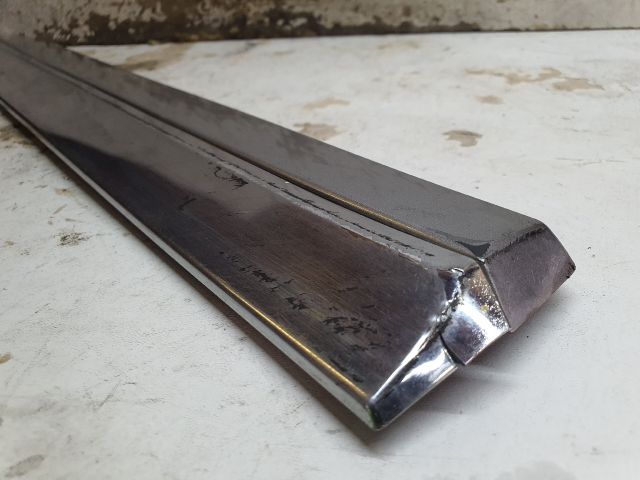 bontott SUZUKI KIZASHI Bal hátsó Ajtó Díszléc