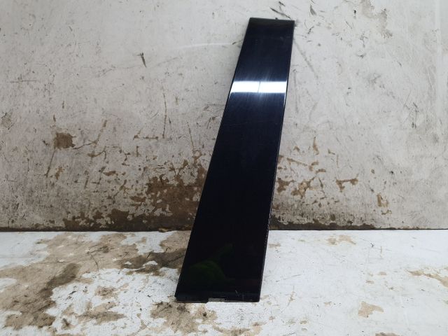 bontott SUZUKI KIZASHI Bal hátsó Ajtókeret Burkolat