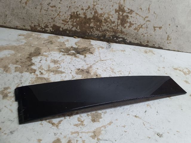 bontott SUZUKI KIZASHI Bal hátsó Ajtókeret Burkolat