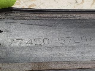 bontott SUZUKI KIZASHI Bal hátsó Ajtókeret Burkolat