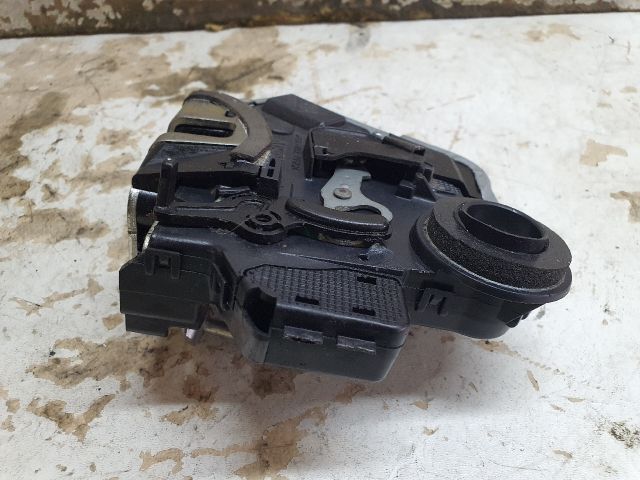 bontott SUZUKI KIZASHI Bal hátsó Ajtózár