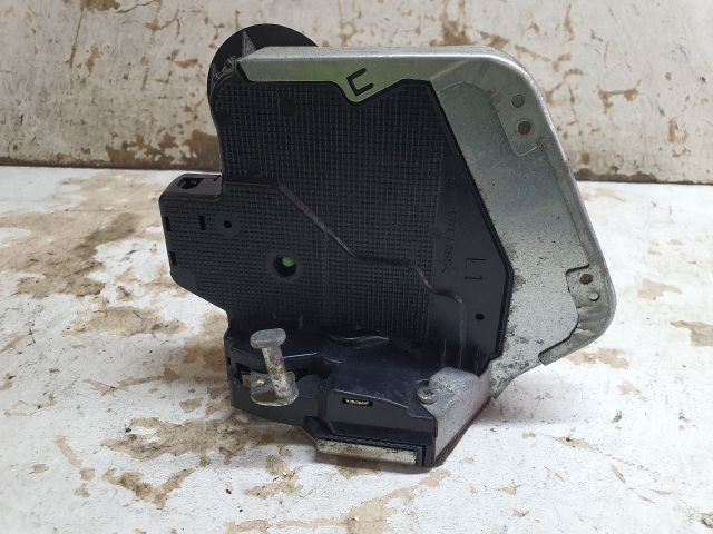 bontott SUZUKI KIZASHI Bal hátsó Ajtózár