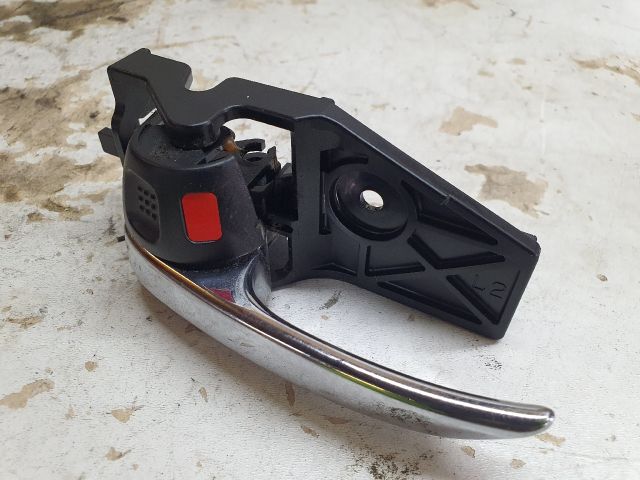 bontott SUZUKI KIZASHI Bal hátsó Belső Kilincs