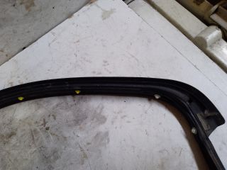 bontott SUZUKI KIZASHI Bal hátsó Gumikéder