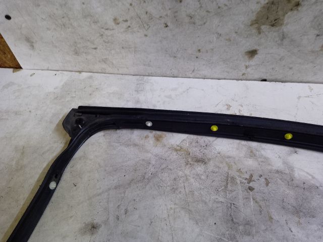 bontott SUZUKI KIZASHI Bal hátsó Gumikéder