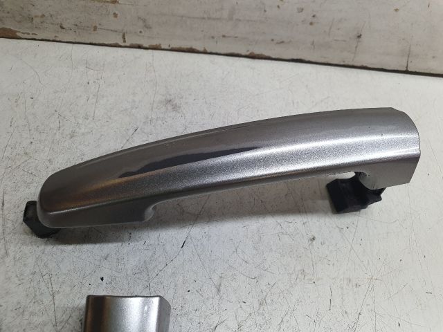 bontott SUZUKI KIZASHI Bal hátsó Külső Kilincs