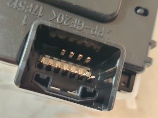 bontott SUZUKI KIZASHI Bal Kormánykapcsoló Irányjelző